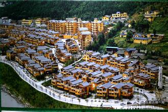 阿壩高等師范學(xué)院2016年招生錄取分數(shù)線