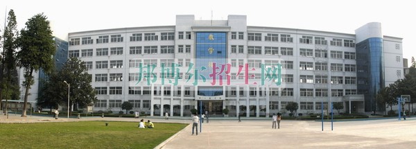 信陽職業(yè)技術學院網站網址