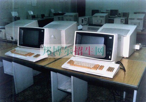 哪家計算機信息管理學(xué)校好