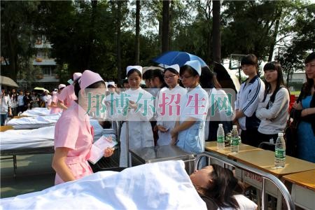 助產(chǎn)護(hù)理最好的大專(zhuān)院校有哪些