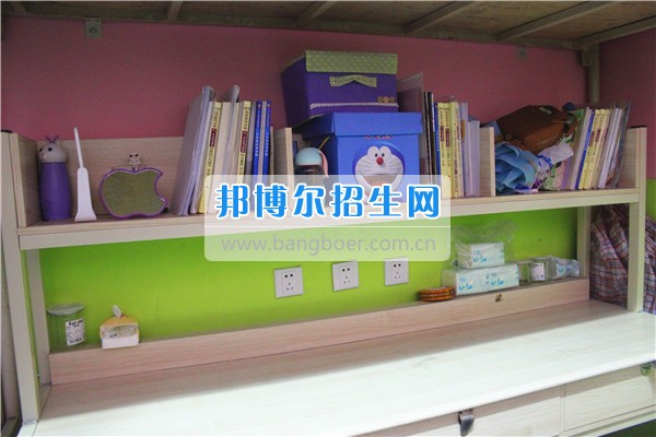 成都希望幼師學(xué)校是責(zé)任？更是一種愛！