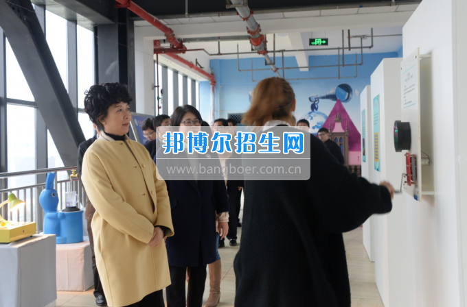 市委常委、宣傳部長潘梅到川南幼兒師范高等?？茖W(xué)校調(diào)研思想政治工作