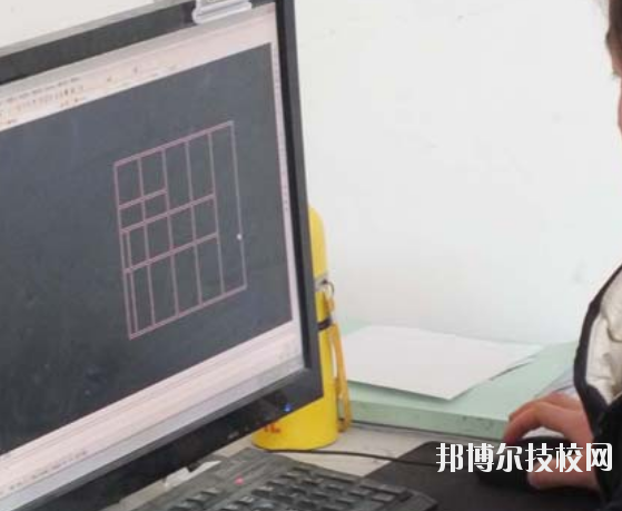 甘肅金城理工中等專業(yè)學校2020年學費、收費多少