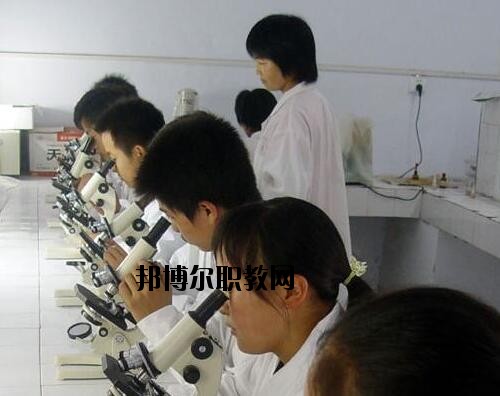 鄭州畜牧獸醫(yī)中等專業(yè)學(xué)校2021年報(bào)名條件、招生對(duì)象