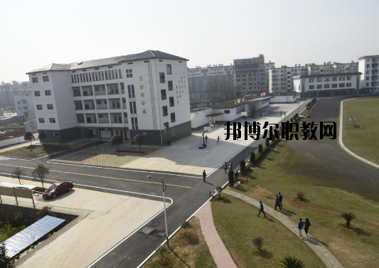 宜豐中等專(zhuān)業(yè)學(xué)校2020年報(bào)名條件、招生要求、招生對(duì)象
