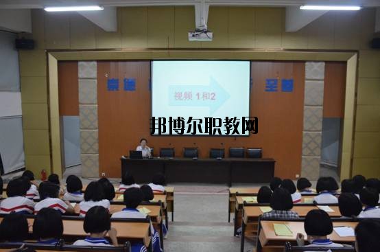 崇義職業(yè)中等專業(yè)學(xué)校2020年報名條件、招生要求、招生對象 