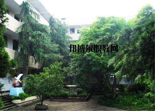內(nèi)江求是職業(yè)技術學校怎么樣、好不好