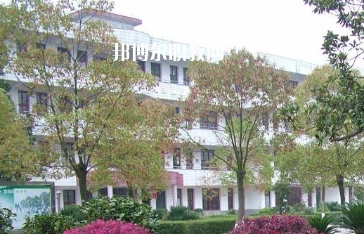 孝感市職業(yè)中等專業(yè)學校6