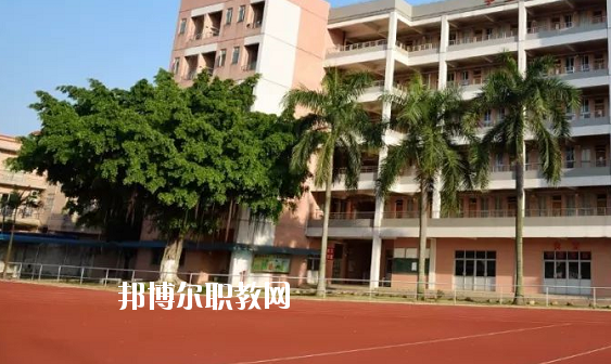 佛山順德區(qū)容桂職業(yè)技術(shù)學(xué)校2020年報(bào)名條件、招生要求、招生對(duì)象