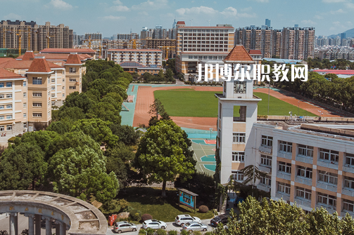 南京高等職業(yè)技術學校2022年招生聯(lián)系電話