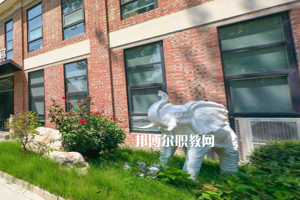 西安萬象職業(yè)中學(xué)2022年報名條件、招生要求、招生對象