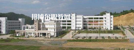 肇慶廣寧衛(wèi)生中等職業(yè)技術(shù)學(xué)校2022年招生辦聯(lián)系電話(huà)