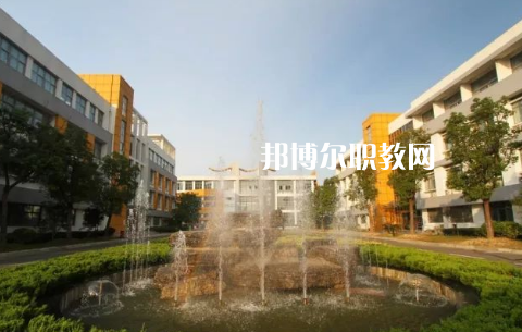 淮安文化藝術(shù)學(xué)校2022年報(bào)名條件、招生要求、招生對象