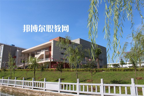 安徽六安技師學(xué)院2022年報(bào)名條件、招生要求、招生對(duì)象