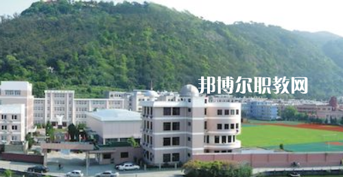 昆明鐵路機(jī)械學(xué)校2022年報(bào)名條件、招生要求、招生對(duì)象