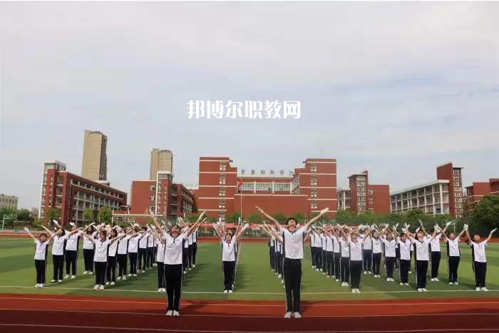 滁州市旅游商貿(mào)學(xué)校2022年報名條件、招生要求、招生對象