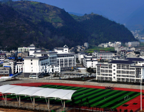 重慶巫溪職業(yè)教育中心2022年報(bào)名條件、招生要求、招生對(duì)象