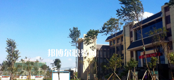 云南城市建設職業(yè)學院2022年報名條件、招生要求、招生對象