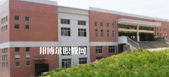 花垣縣職業(yè)高級中學2023年宿舍條件