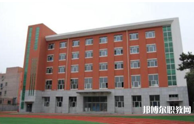 張家口華航中等專業(yè)學(xué)校地址，乘車路線