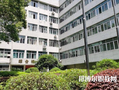 武漢洪山外經(jīng)貿(mào)學校2023年招生錄取分數(shù)線（2024參考）