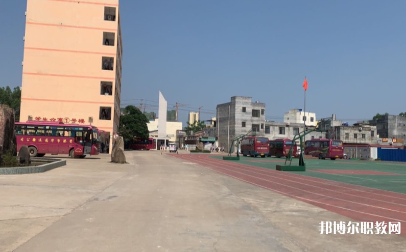貴港市民族職業(yè)技術學校怎么樣、好不好